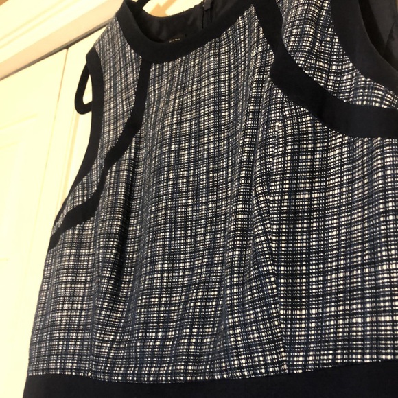 Talbots Tweed Sleeveless Sheath Dress cotton/linen blend navy SZ 10 - Picture 3 of 6